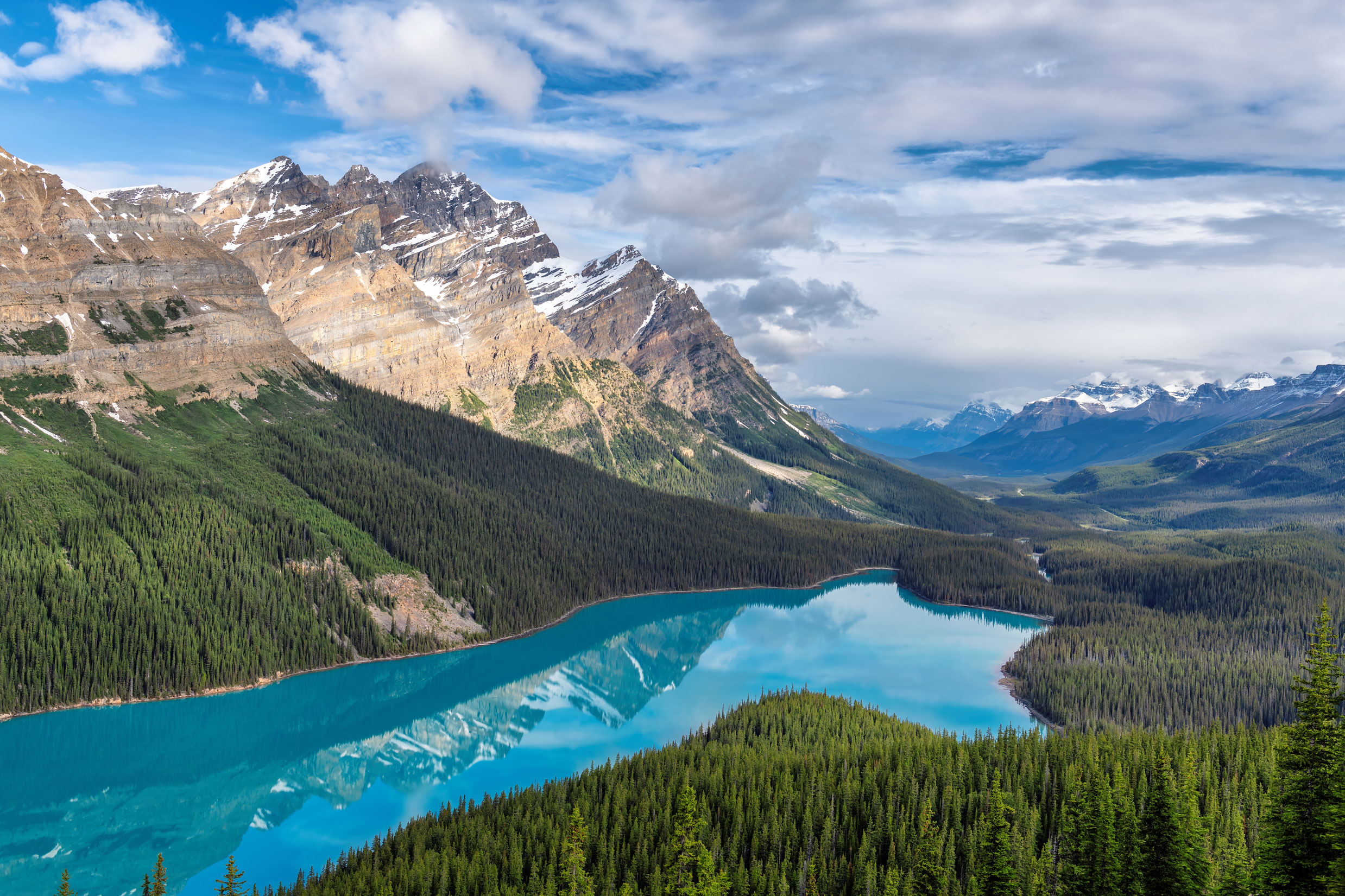 Views of Peyto Lake in summer