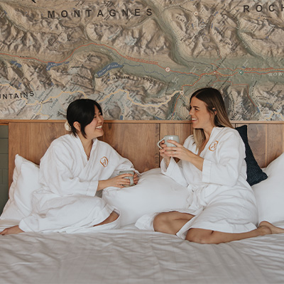 Hotel Canoe & Suites Banff Guests Enjoying Room