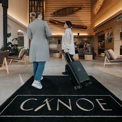 Hotel Canoe & Suites Banff Lobby
