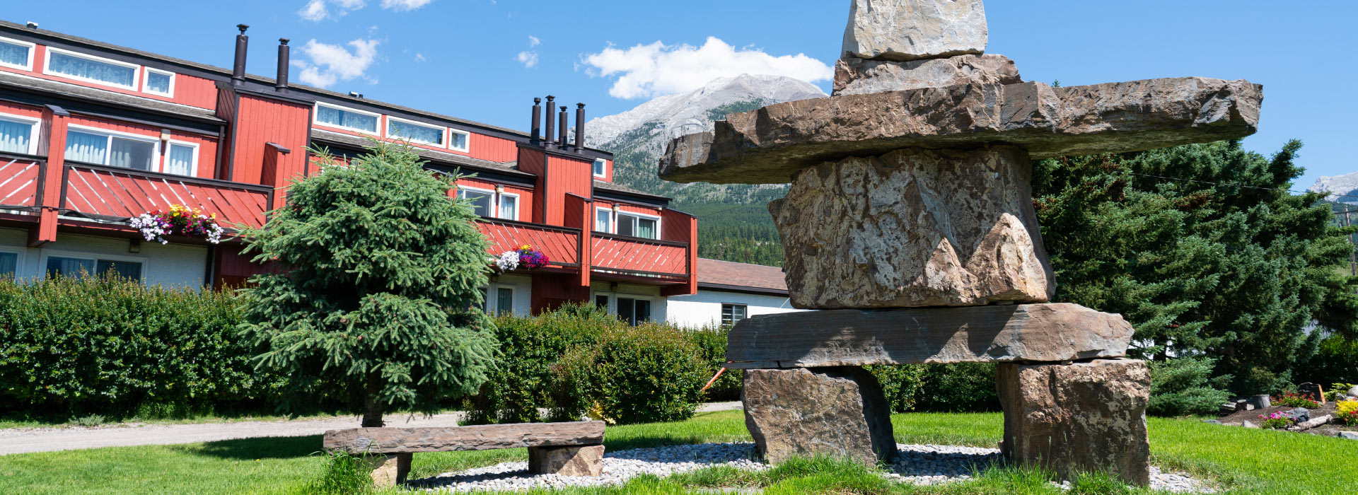 Hotels and suites in Canmore