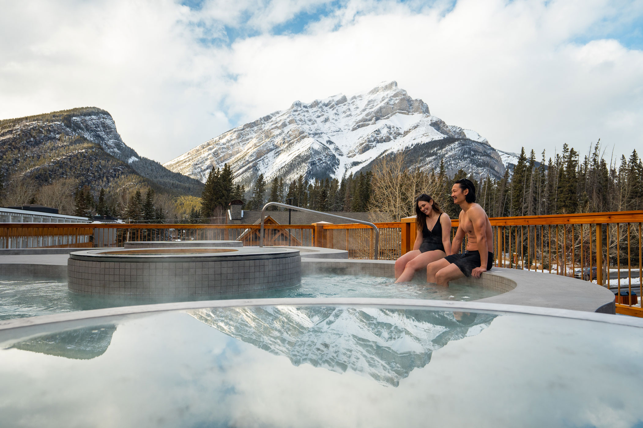 Otter Hotel Hot Pools Spring in Banff