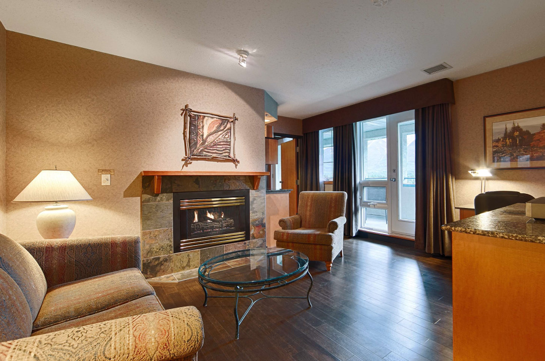 Pocaterra Inn Executive King Suite Pocaterra Inn Executive King Suite