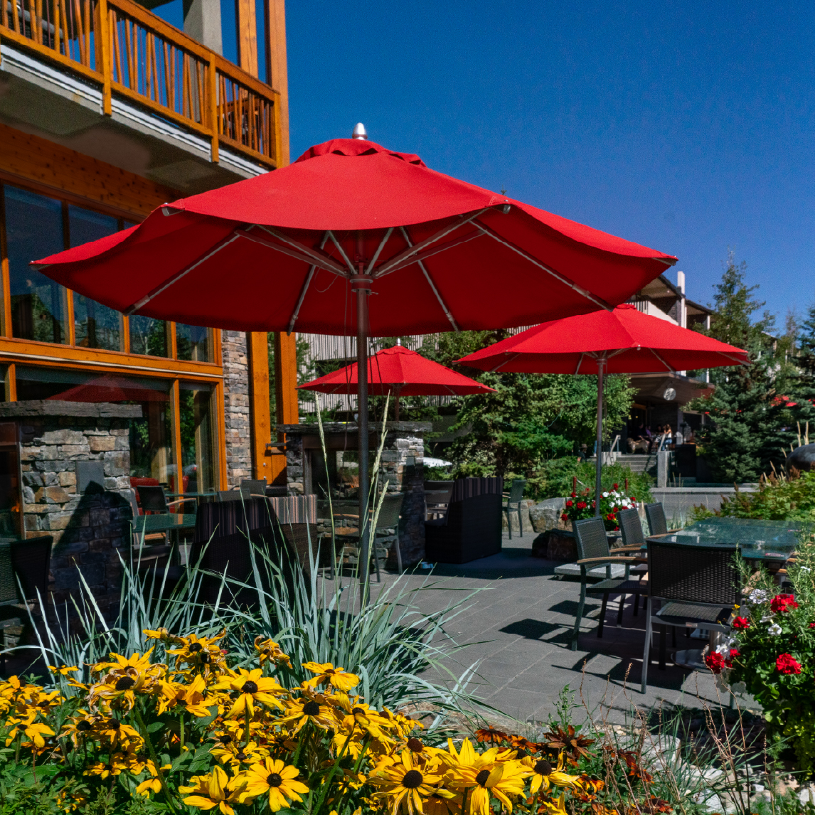 Summer Patio Pacini Restaurant Banff