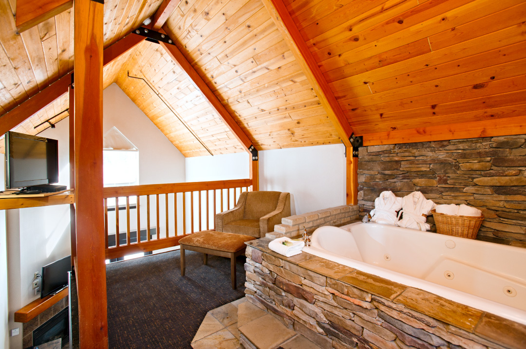 Rundle Stone Lodge King Loft Rundle Stone Lodge King Loft