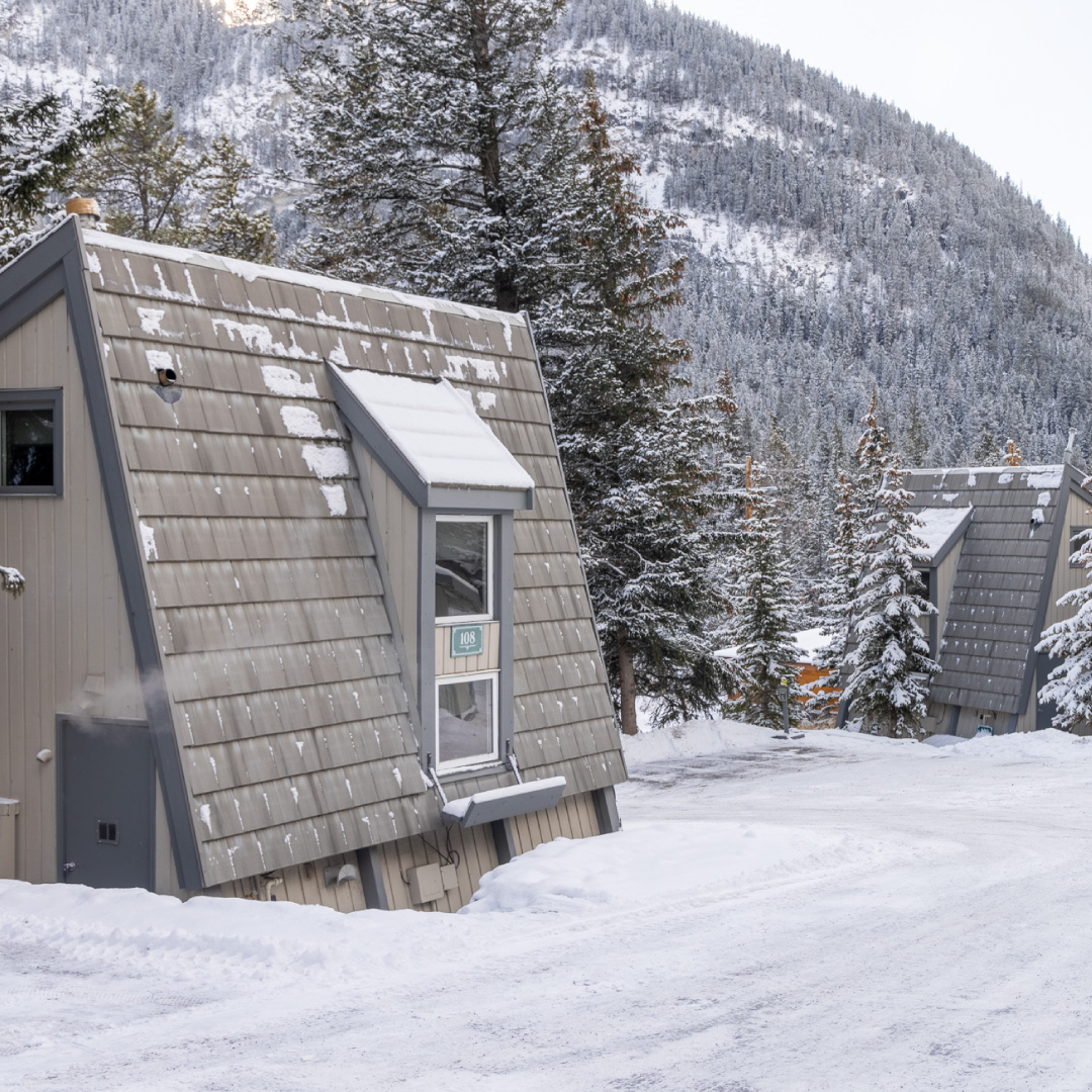 Tunnel Mountain Resort