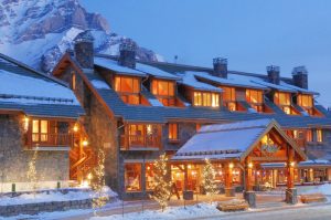 Fox Hotel & Suites