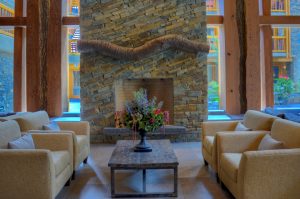 Moose Hotel & Suites